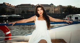 Spoření pro dítě počká. Co ještě řekl finanční poradce Lady Dee